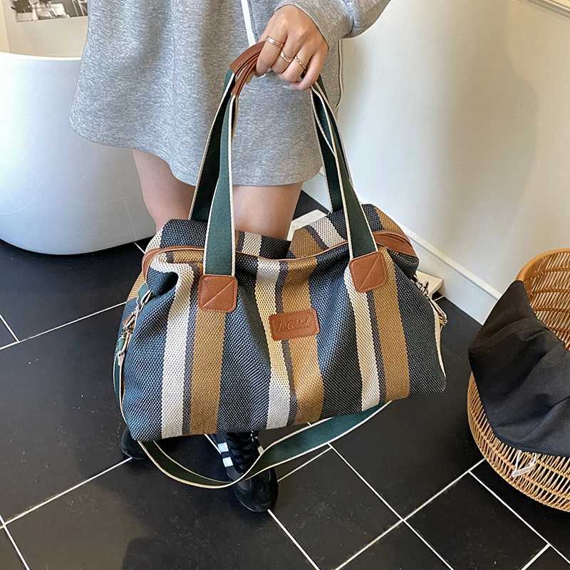 Quality Big Striped Bost Bags For Wen Canvas Fabric Large Capacity Shopper Shoder Crossbody Tote Bag 2025 Designer Handbag Y251209