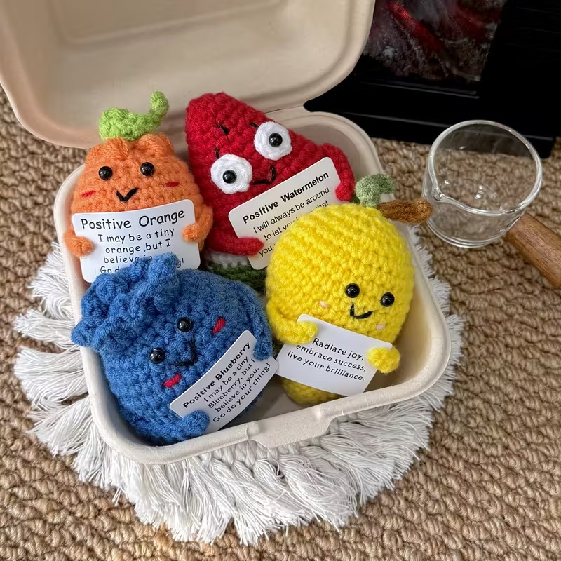 Sustainable Wooden Veggie Deco: Crafted Set of 4 Unique Kitchen & Dining Room Ornaments