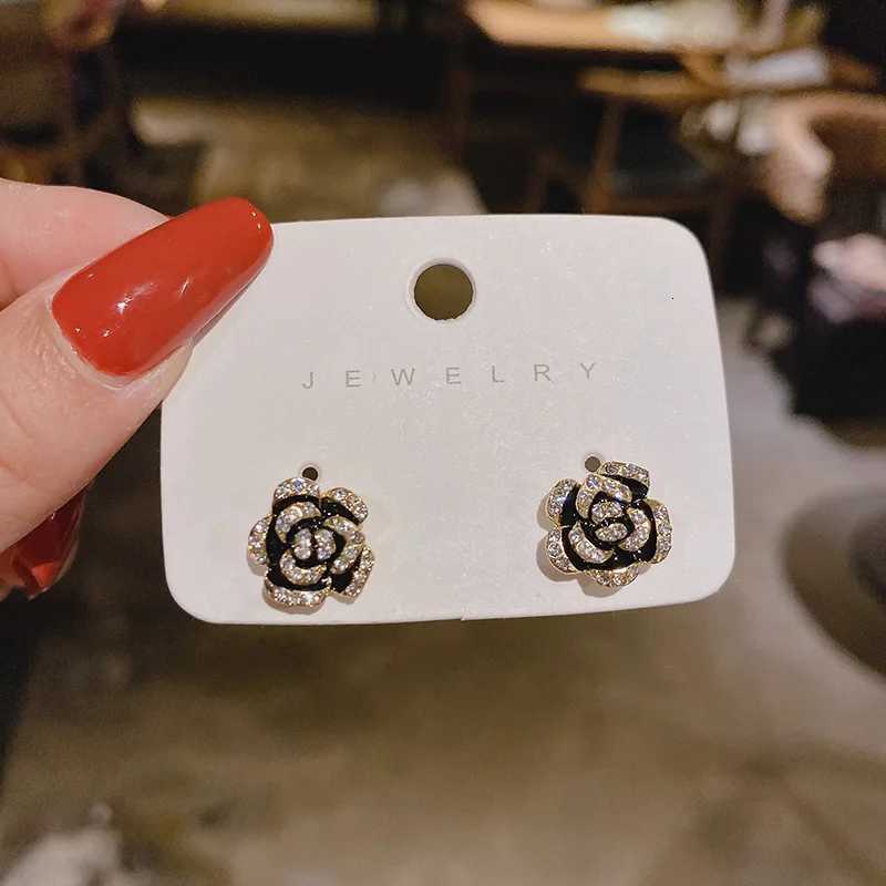 2025 New Luxury Black lia wer Stud Earrings for Wens Korean Fashion Jewelry Party Exquisite Accories Gift Y251210