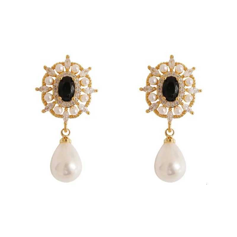 Vintage Light Luxury High Quty Exquisite Black Gem Earrings for Wen Water Droplet Pearl Drop Earings Wedding Fine Jewelry Y251210