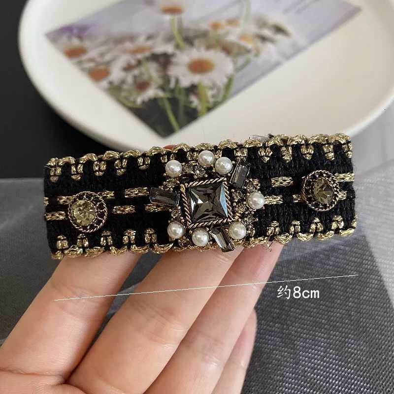 Luxury Brand High Quty Hair Clip Fashion Imitation Pearl Rhinestone Black White BB Clip Barrettes Girl Wen Hair Accories Y251210