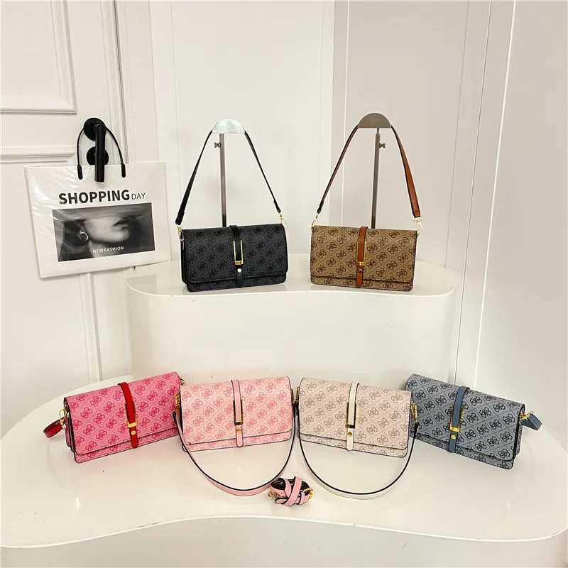 Niche Designer Shoder Bag 2025 Wens Vintage Letter Print Crossbody Purse Unique Underarm Bag Fi Y251209