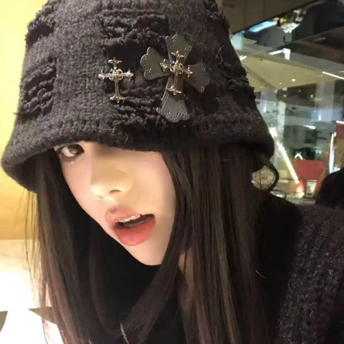 Luxury Knitted Fisherman Hat Womens Autumn Winter Fashion Retro Streetwear Bucket Hat with Leather Tag Post Apocalyptic Style Y251209