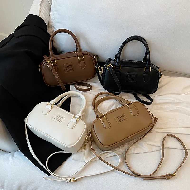 2025 New Wens Crossbody Bag - Bowling Ball Bost Bag low Shape Tote Unique Handheld Purse Casual/ning Y251209