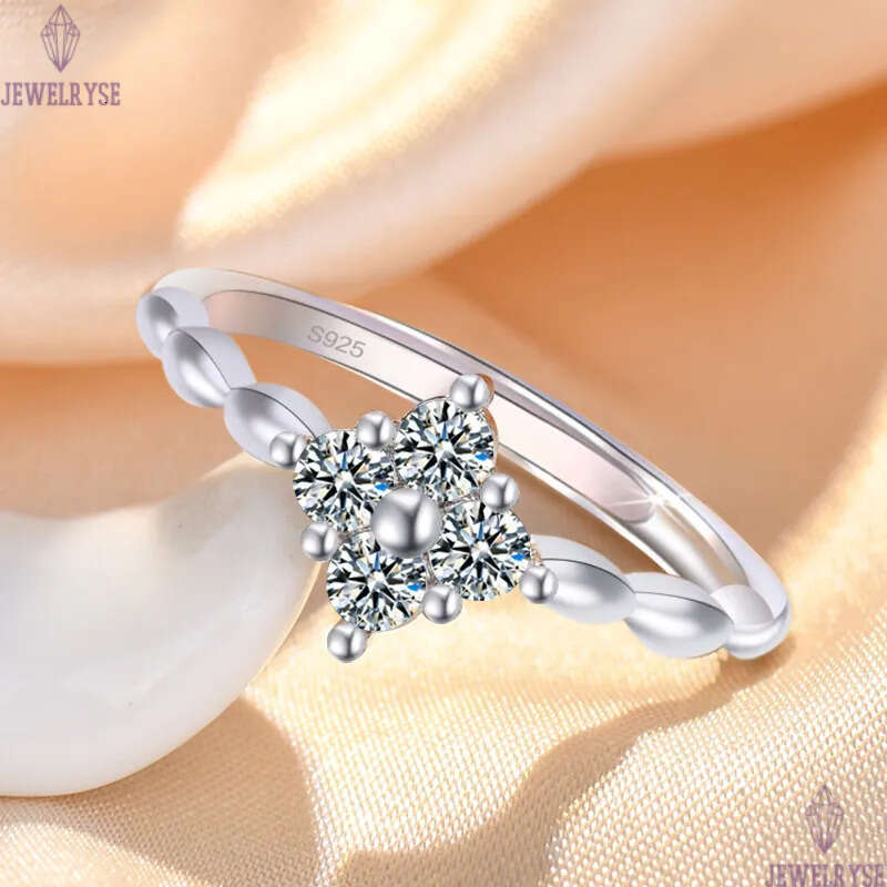 S925 Silver Cute Clover Designer Rings for Women Girls Fashion Luxury Crystal CZ Zircon Sweet Four Leaf Design Chinese Nail Finger Love Ring Jewelry G