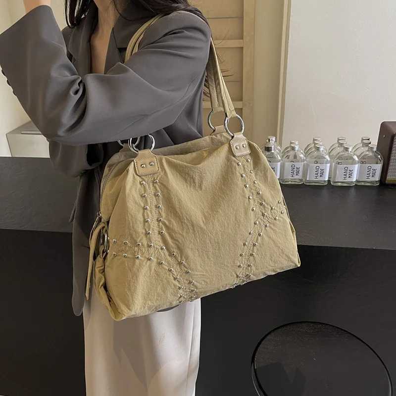 Fiable Nyl Underarm Tote Bag Wens Large Shode Bag Cmuter Bag Sli Autumn Trend Youth Pure Color Bags Handbag Y251209