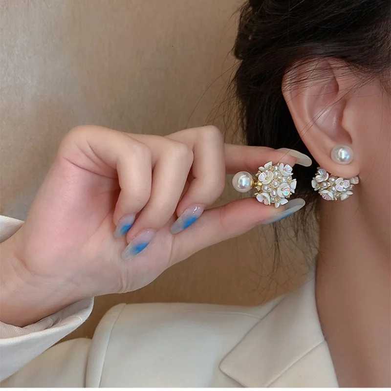 White Shell wer Pearl Stud Earrings For Wen Ball Double Side Elegant Earrings set Exquisite Vintage Fashion Jewelry Y251210