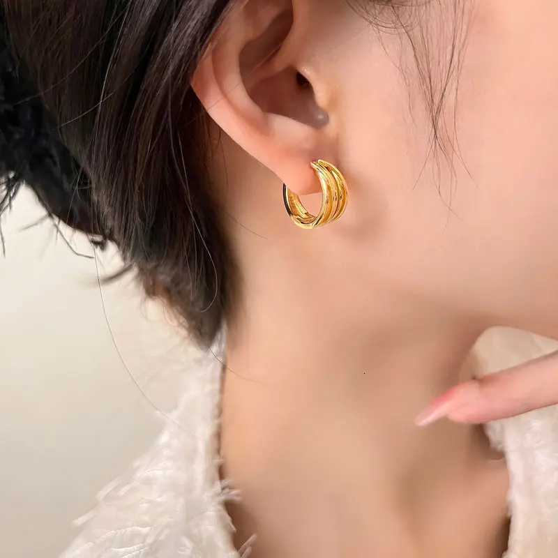 New Trendy Line Buckle Hoop Earrings For Women Metal Texture Silver Color Hypoallergenic Earring Charm Jewelry Party GiftsXJ251210 - view 4