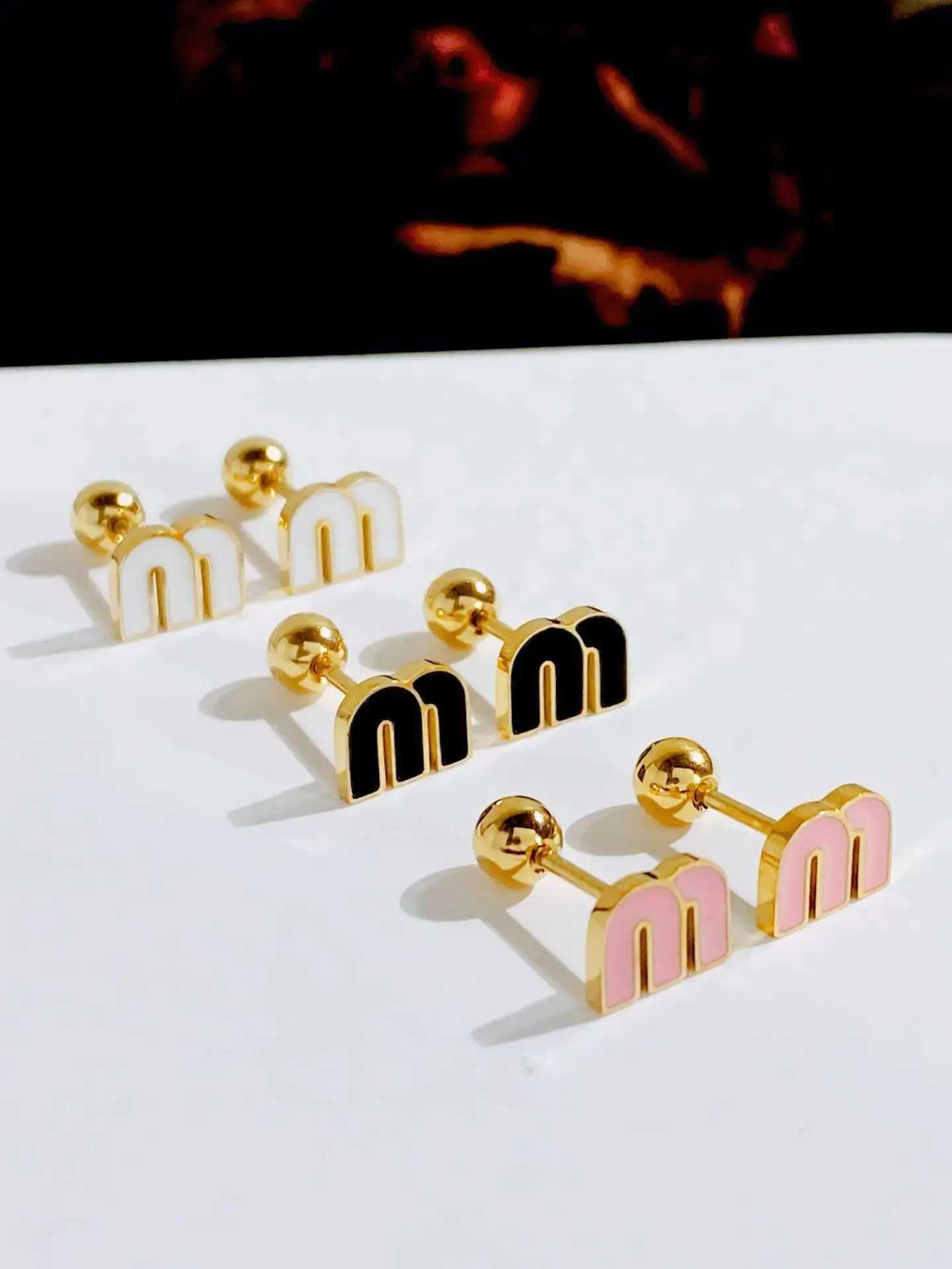 IFYOUOO Zircon Drop M Letter Ear Buckle Fem Design High-grade Earrings for Wen Fashion Light Luxury Jewelry Gifts Y251210