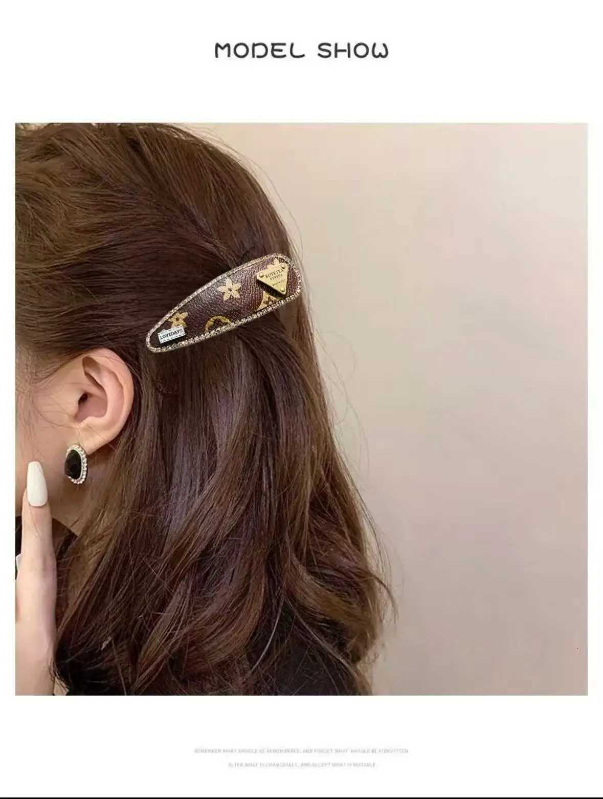 Luxury Y2K Best Seller Hair Clips for Bangs French Retro Print Side Hairpins Elegant Prum 2025 Hot S Tren Accories Y251210