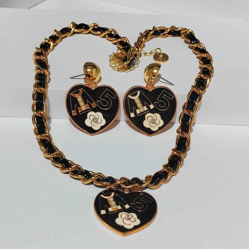 Korean PU Chain Choker Pendant Necklace earring Ladies Jewelry set Party Accories Y251210