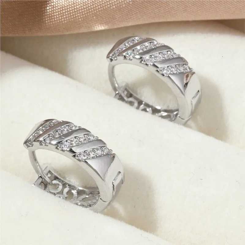 18K Gold-plated Zircon Hoop Earrings for Women Geometric Anti allergy Chunky Huggies Party Jewelry Gifts WholesaleXJ251210 - view 3