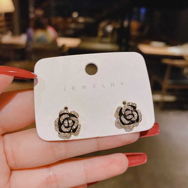 2025 New Luxury Black lia wer Stud Earrings for Wens Korean Fashion Jewelry Party Exquisite Accories Gift Y251210