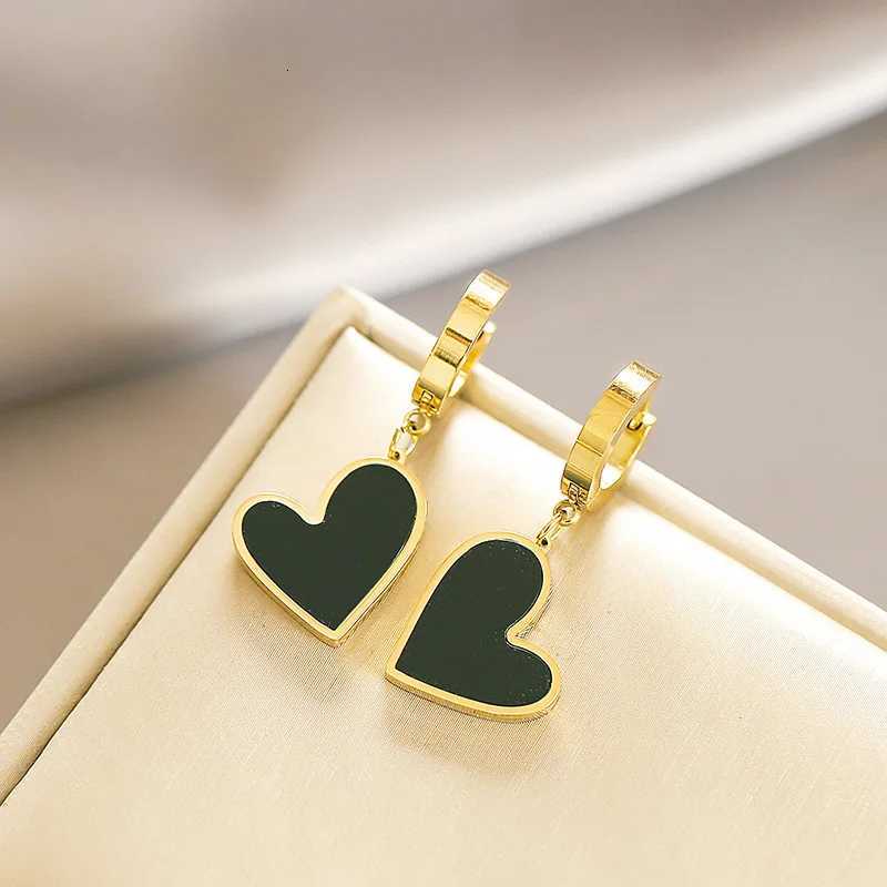 Classic Black Peach Pendant Design Stainl steel Gold Color Earrings 2025 Fashion Jewelry Party Wens Set Accories Y251210