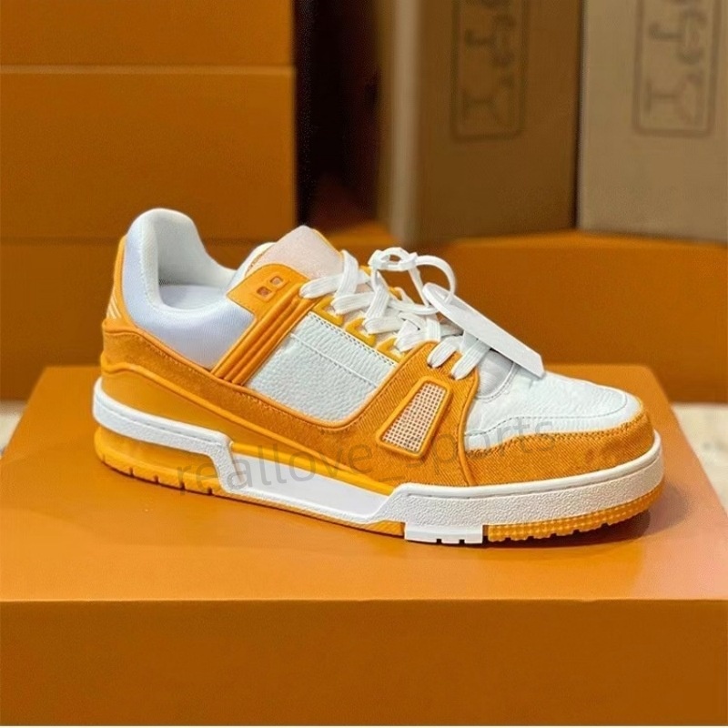 Designer Sneaker Tr… - image