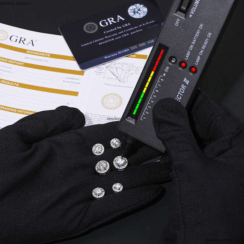 Jewelry Dropshipping Supplier Fashion Gold Plated 925 Sterling Silver Stunning VVS Moissanite VVS Moissanite Halo Men's Stud Earrings