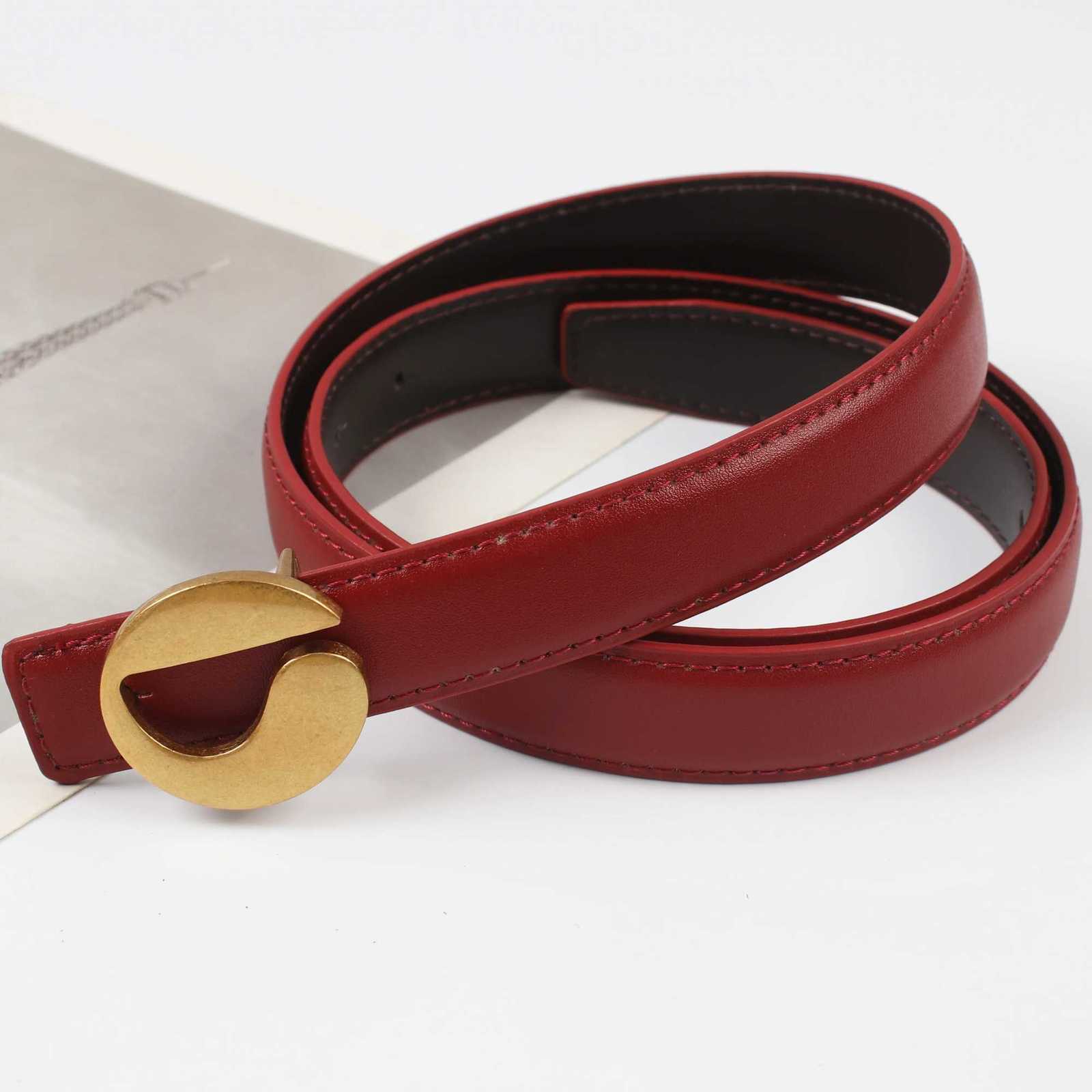 Luxury Womens belt elegant high-quality luxury brand designer belt vintage style 23 cm wide waist suitable for dresses and jeans Y251210