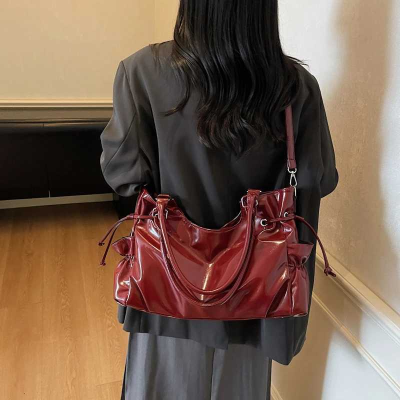 Large Capacity Wen PU Leather Handbags Messenger Bags Casual Fem Shoder Shopping Bag Fi Ladies Tote Crossbody Bag Y251209