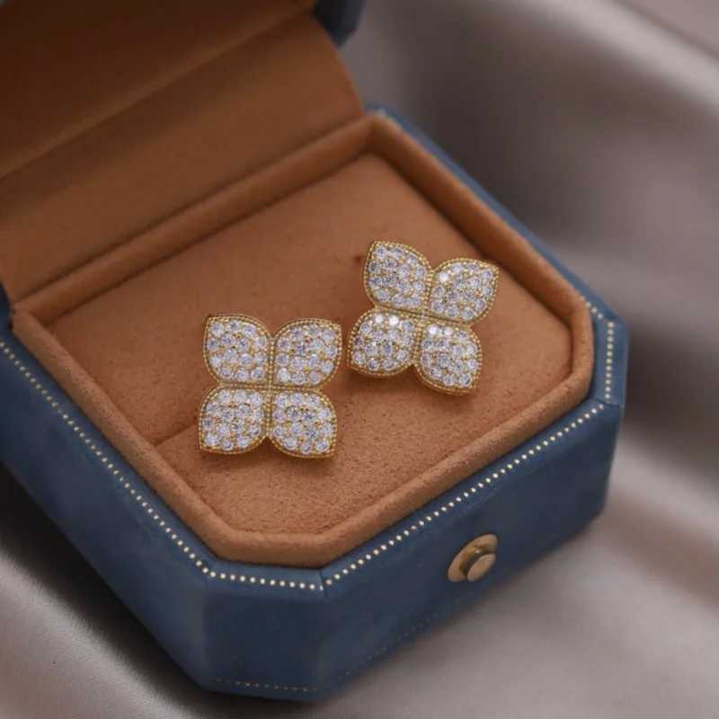 French new design fashion jewelry 16K gold plated luxury water drop zircon pearl earrings elegant wens party accories Y251210