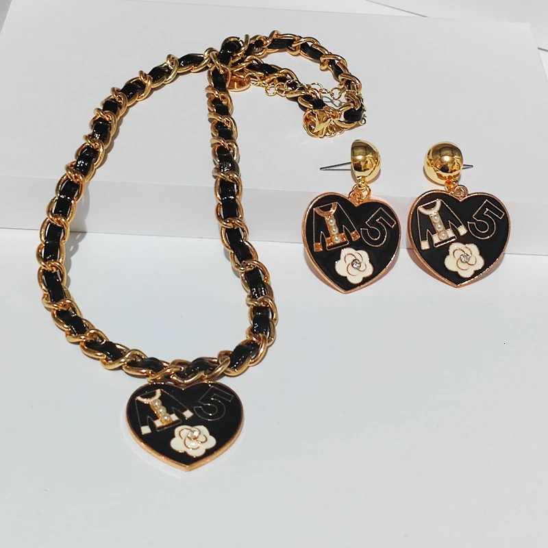 Korean PU Chain Choker Pendant Necklace earring Ladies Jewelry set Party Accories Y251210