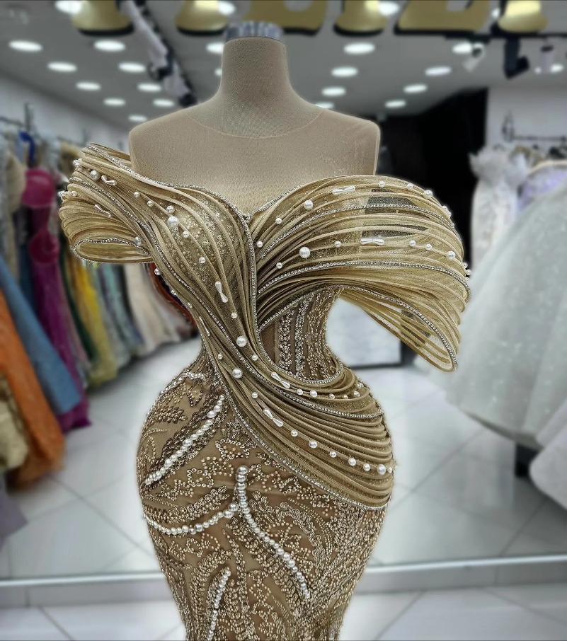Plus Size Gold Prom Special Occasions Mermaid Promdress Formal Dresses For Women Sheer Neck Illusion Beaded Lace Rhinestone Engagement Gown D10 B0312