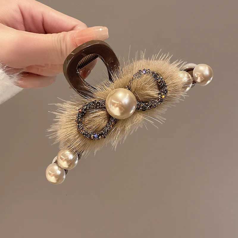 1pcs Retro Exquisite Pearl Mink Hair Shark Clip For Wen Girls Fashion Elegant Hair Cl Luxury Temperament Hair Accories Y251210