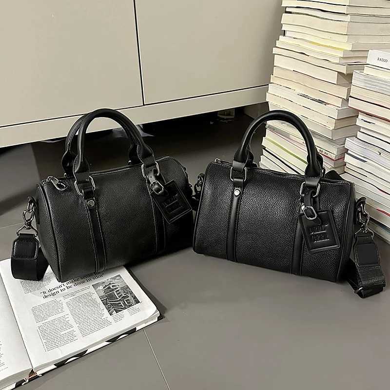 New Mens Crossbody Bag Fi Luxury Design Men Single Shoder Bag Soft PU Leather M Handbag Y251209