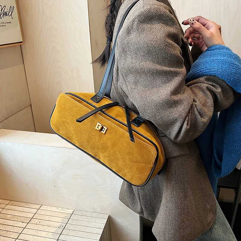 2025 Winter Lat Trends Fi Shoder Bags For Wen PU Suede Large Capacity Sahels Bag Cmute Luxury Designer Handbags Y251209