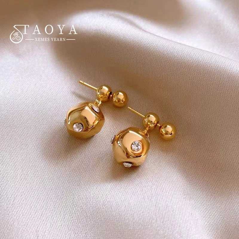 Design sense Lrregar Cut Metal Ball Gold Color Pendant Earrings Unusual Jewelry Ear Accories For Wen 2025 Christmas Party Y251210