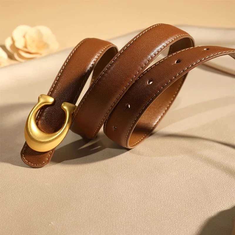 Luxury Fashion Designer Womens Belt 23CM Genuine Leather Belt Alphabet Gold Buckle Ultra Thin Belt For All Occasions Y251210