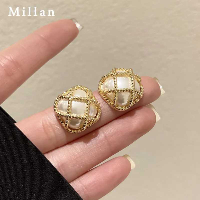 Mihan Fashion Jewelry 925 Sier Needle Square Earrings Elegant Temperament Simated Pearl Earrings For Wen Girl Gift Y251210