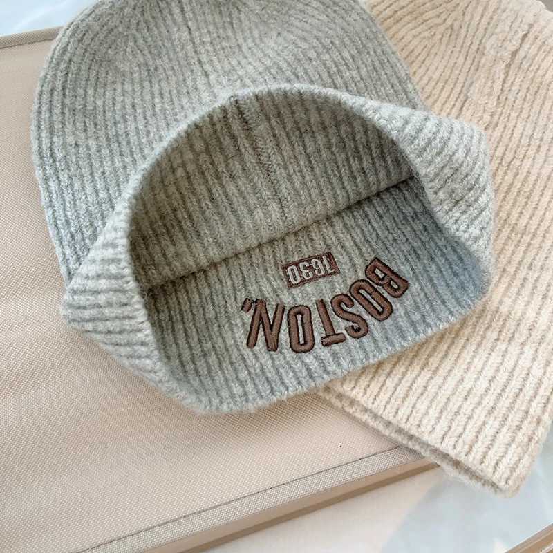Luxury Letter Embroidered Kids Beanie Cap Winter Warm Knitted Wool Hat for Boy Girl Korean Ins Solid Color Children Skullcap 3-10Y Y251209