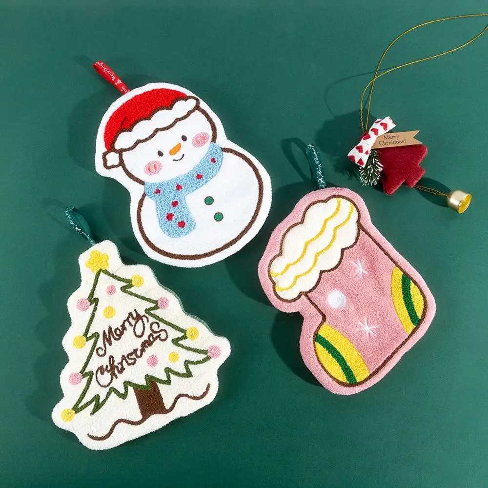 Christmas Hand Towel Gingerbread Man Snowman Tree Design Coral Fleece Hanging Towels Kitchen Bathroom Decor Bathroom Decoration C251210