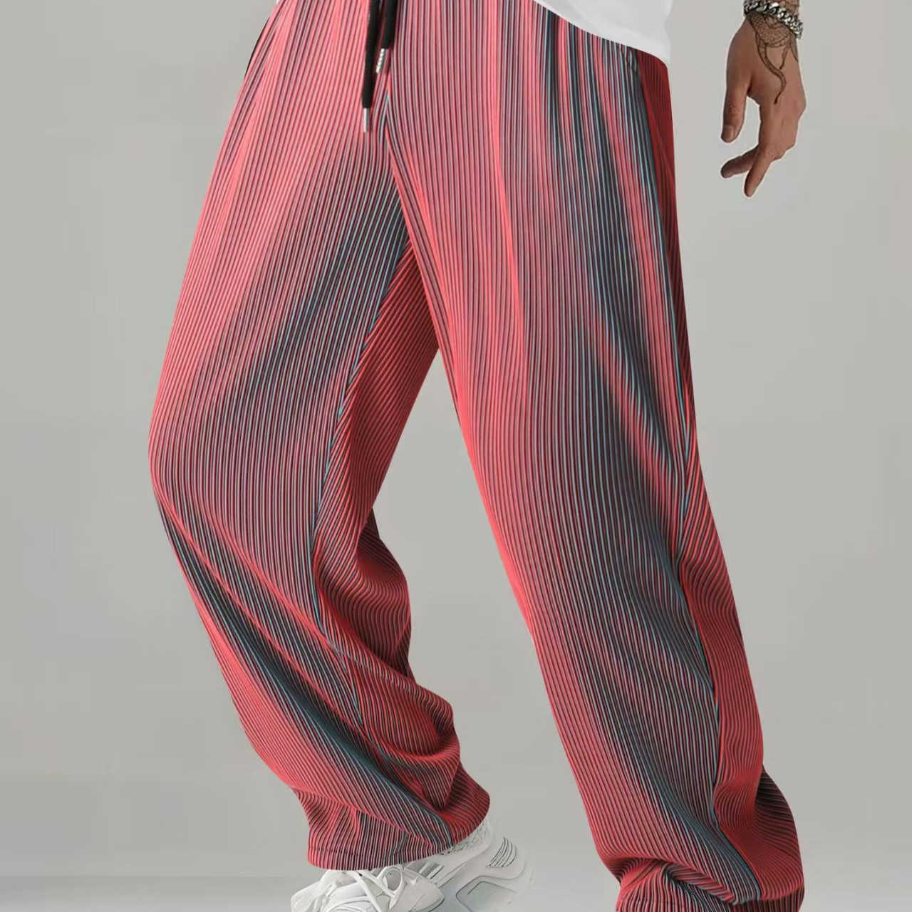 Sporty casual versatile wide-leg pants. Suitable for autumn, winter and spring. Chlorine-resistant short-sleeved striped pants with good drape and loose fit S251210