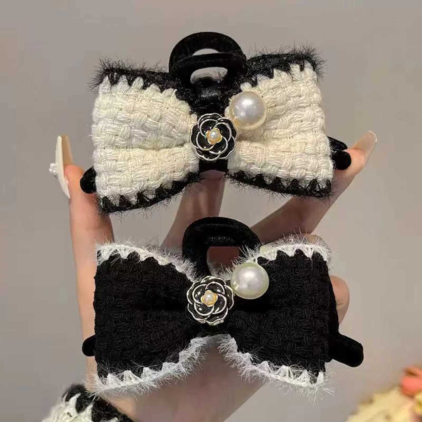 1pc lia Black and White Knitted Bow Hairpin Fem Back of Updo Hair Scrah Clip Fl Pearl Shark Clip Heaear Y251210