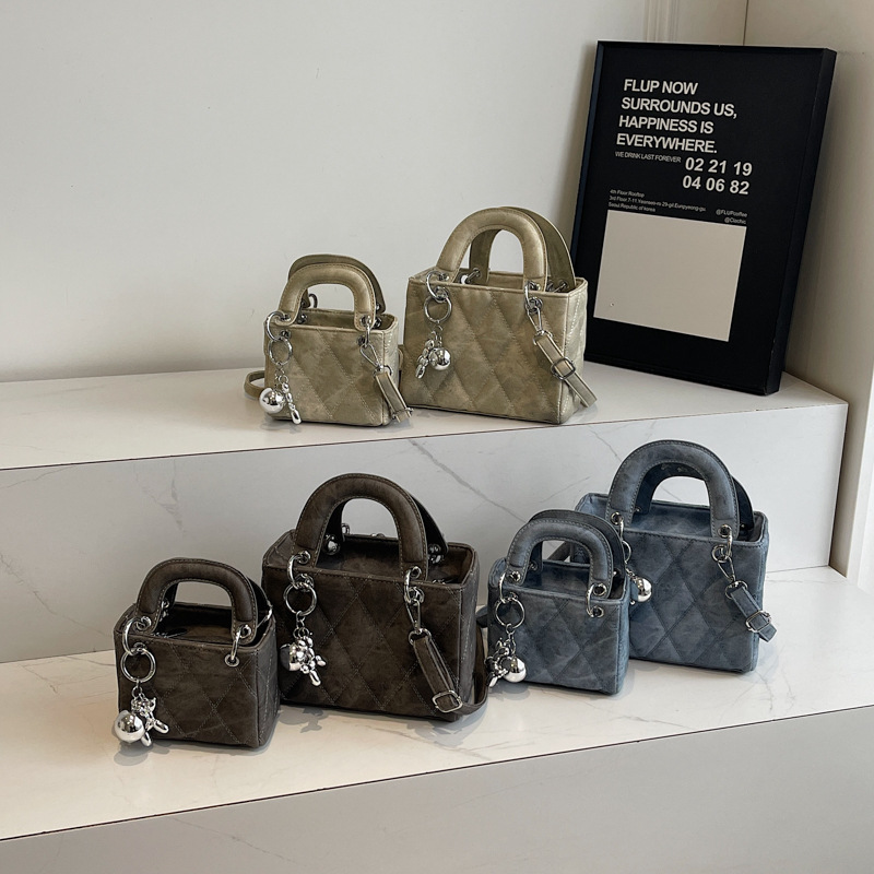 Free shipping designer bags for womens Shoulder bags black blue khaki red beige fashionable and versatile crossbody bag