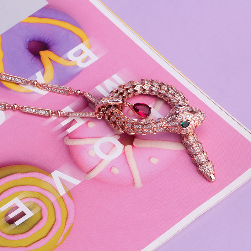 Animal New Style Women's Personality Fashion Gold-Plated Zircon Snake Necklace Long Snake-Shaped Pendant Jewelry Wholesale