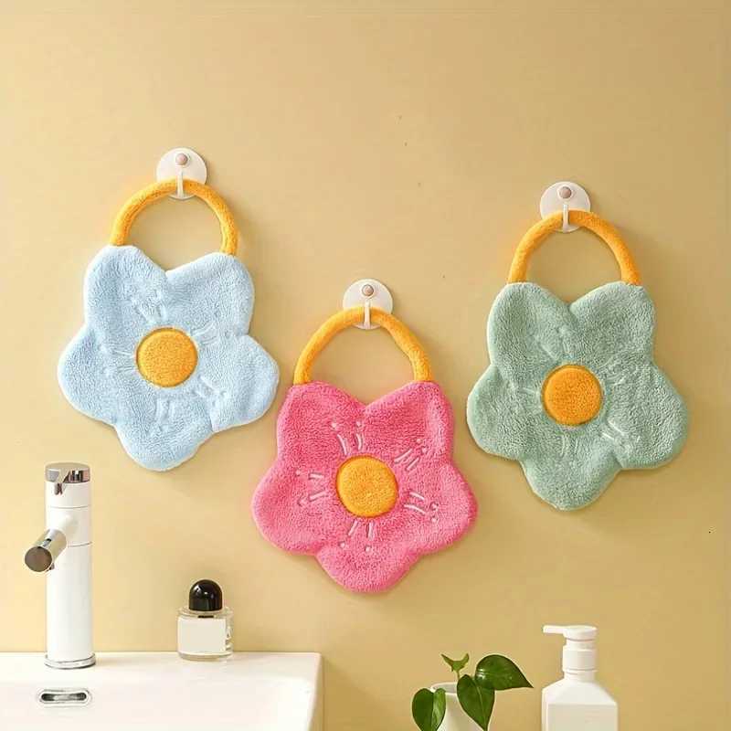 1pc Hand towel with hanging flower shaped design household kitchen absorbent handkerchief C251210