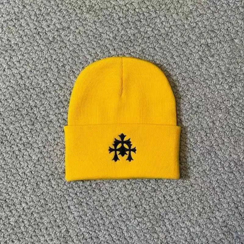 Luxury New Knitted Hat Internet Celebrity Street Versatile Cold Hat Youth Couple Trendy Knitted Hat Apparent Face Small Y251209