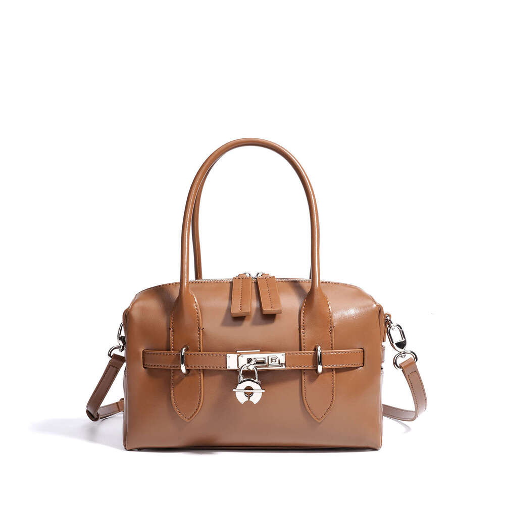 Luxury Bag Designer Shoulder Bags Totes Hobo New Cowhide Elegant Women S Autumn Winter Handbag Large Capacity Fashion Commuter Crossbody Bag