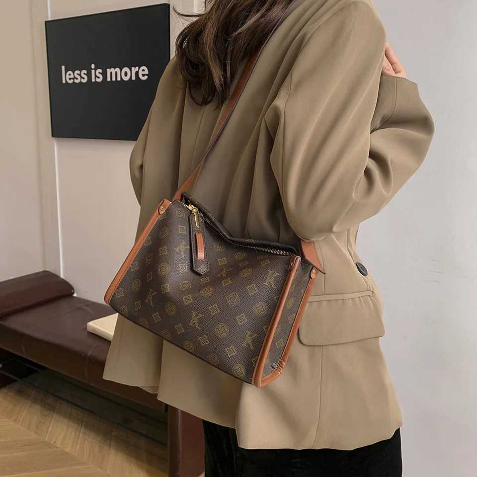 2025 Classic Mogram Print Bag Luxury Underarm Shoder Purse Vintage Crossbody Bag for Wen Y251209