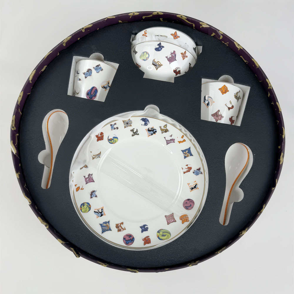 Porcelain tableware 10-piece set European style plate/cup/spoon combination tableware holiday gift bone China plate mug gift