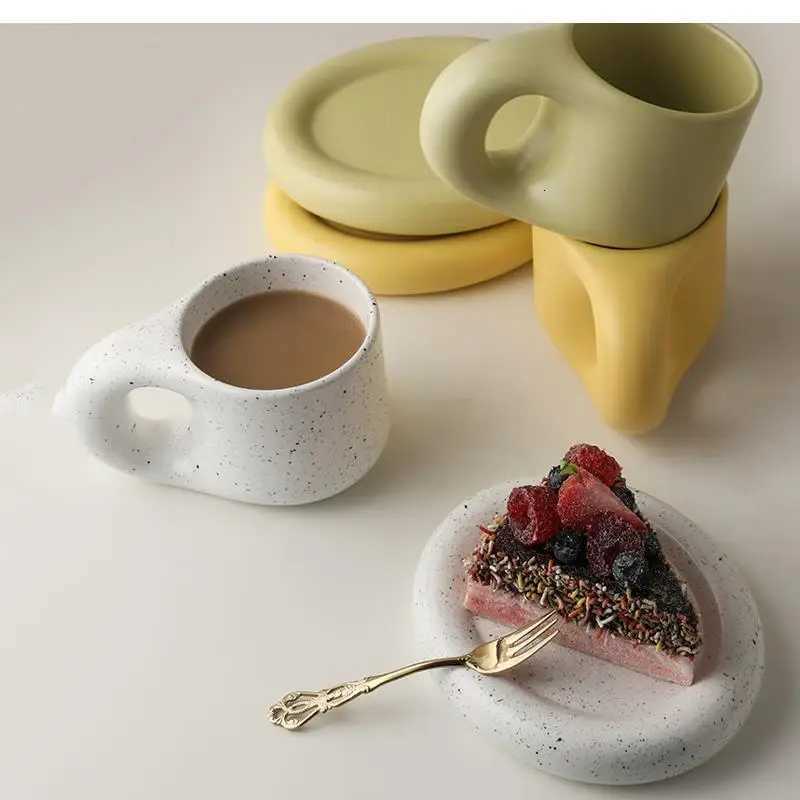 Nordic Couple Mug Personty Trend Cute Girl Living Room Coffee Table Decoration Simple Ceramic Cup C251210