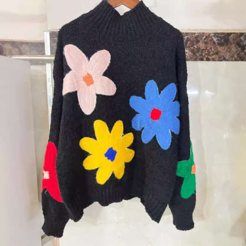 Long Sleeved Outwear Warm Loose Jumper Streetwear Women's Knit Casual Sweaters Flowers Decorative Top Pullovers Knitwear