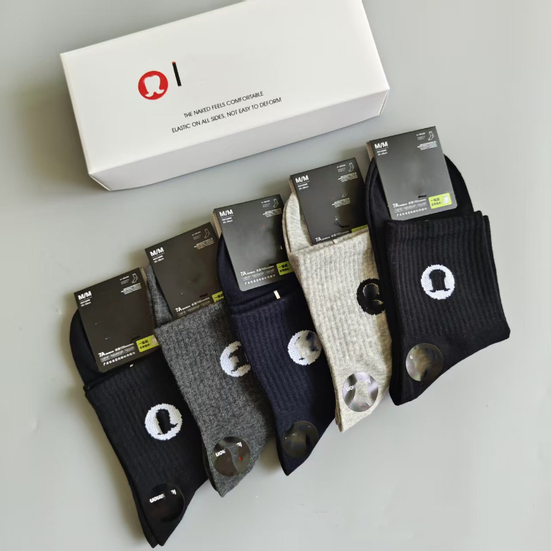 Thicken Cashmere Snow Socks Men Winter Warm Velvet Solid Casual Thermal Sock Sleeping Thread Wool Male Hosiery Slipper1