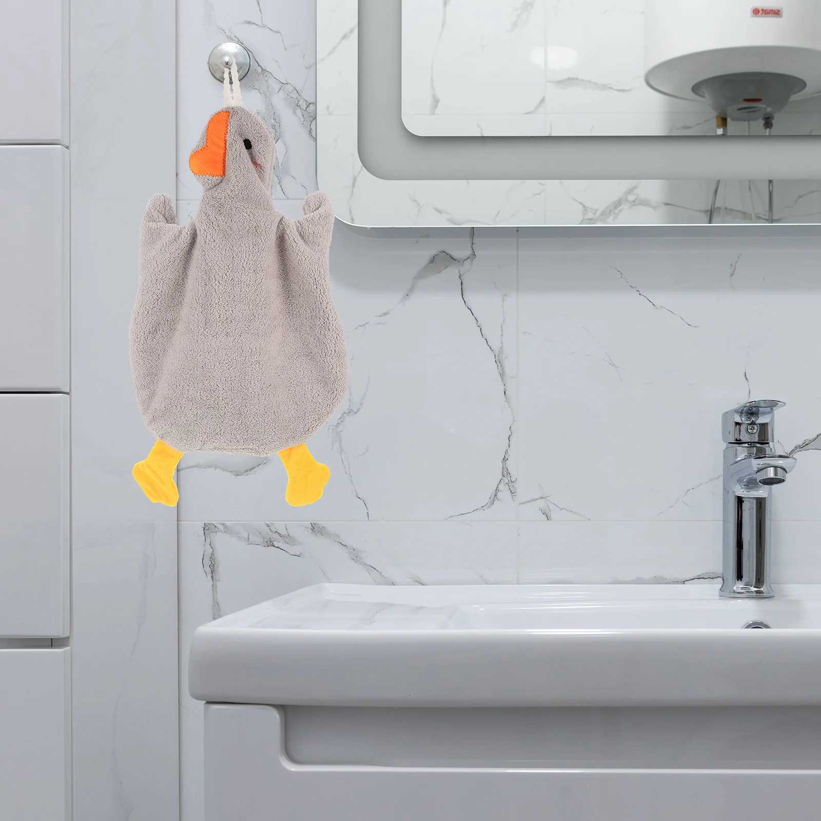 2Pcs Cute Duck Hand Towels Coral Fleece Absorbent Quick Drying Home Kitchen Bathroom Hanging Hand Towels C251210