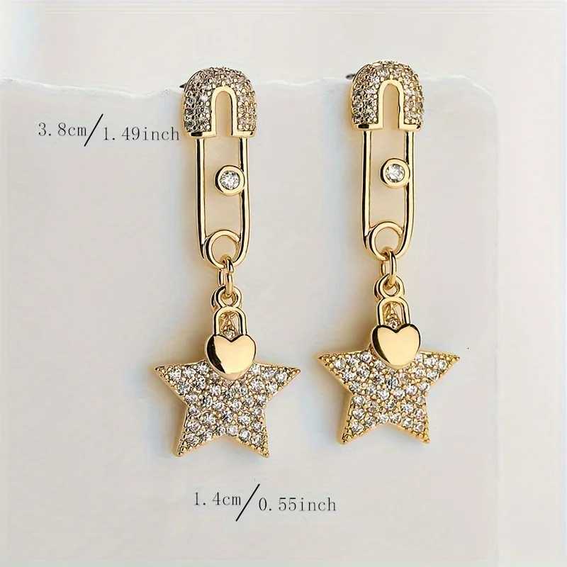 Fashion per clip design earrings trend er flash set rhinestone star temperament stud earrings Y251210