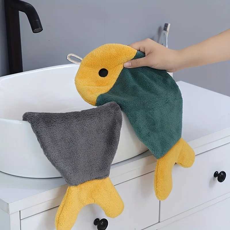 1/3pcs Cute Fish-Shaped Hand Towels - Soft Absorbent Coral Fleece Hanging Design with Striped PatternsPerfect for Bathroom C251210