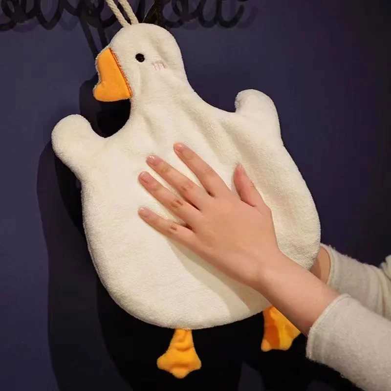 1pc Cartoon Duck Hand Towel Strong AbsorbencyQuick Dry Hanging Kitchen And Bathroom And Bedroom Hand TowelCleaning Supplies C251210