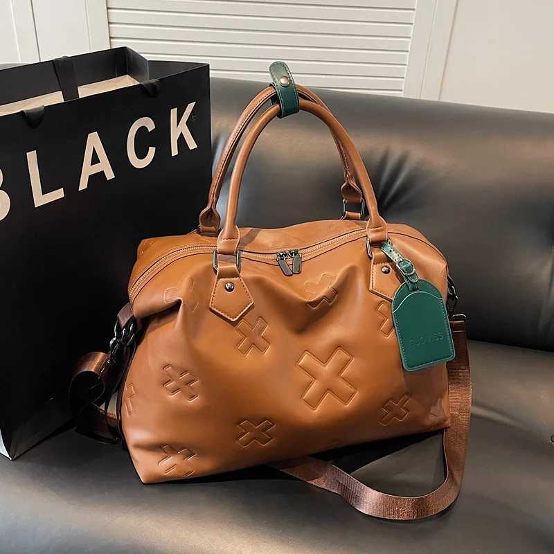 Large Capacity Travel Bag Wen Sports Bags Storage Fitness Bag Carry Lage Designer Bag Tote Bags Bolso Marca Lujo Y251209